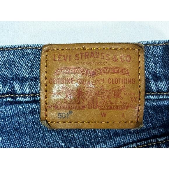 Levi's 501 Women's Straight Leg Button Fly Blue Denim Jeans - Size 25x28 (26x27) - Picture 3 of 5